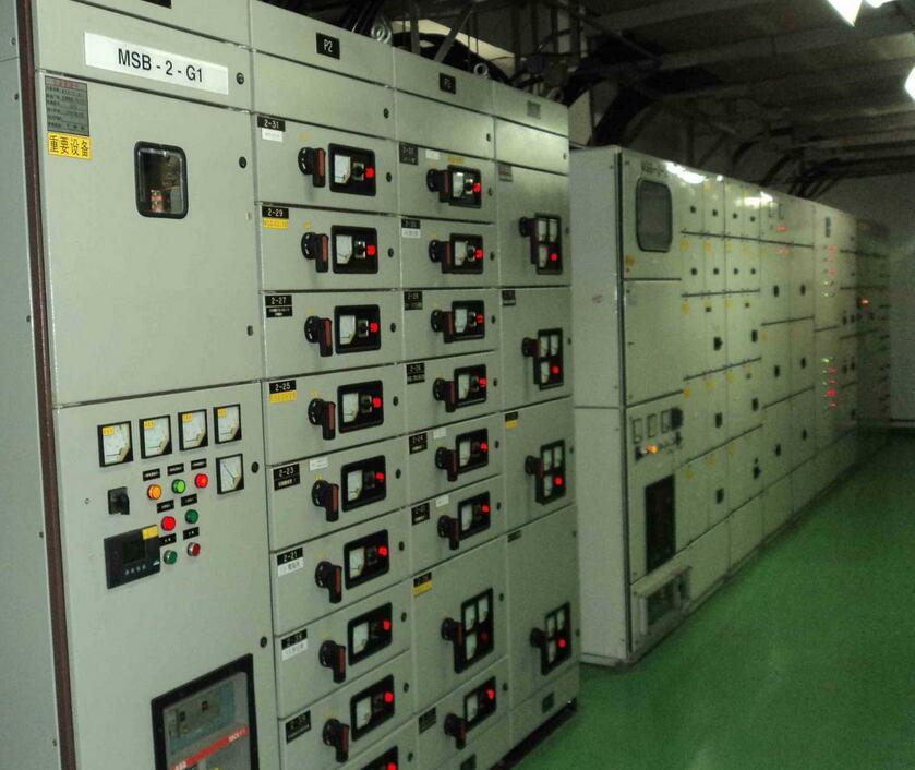 開關(guān)柜屏蔽，如何防止開關(guān)柜冷凝？