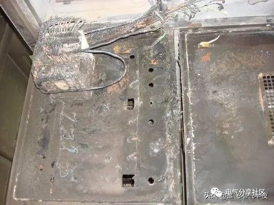 輕微開關(guān)柜故障會(huì)造成重大損失，請(qǐng)注意高壓電工