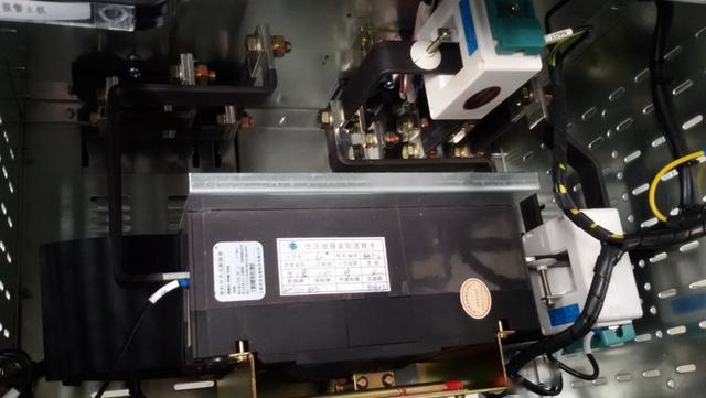 如何計(jì)算低壓開(kāi)關(guān)柜銅排的數(shù)量？這是我見(jiàn)過(guò)的較受歡迎和較美麗的文章！