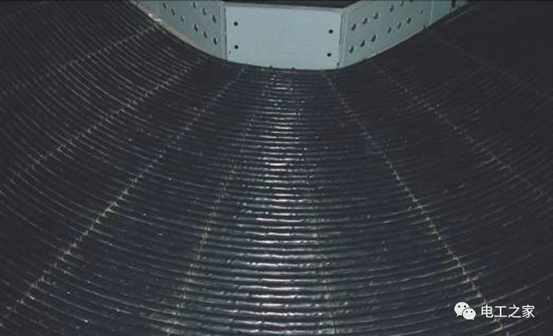 一條完成開關(guān)柜安裝，電纜橋架施工，電纜敷設(shè)及布線施工，照明配電箱施工