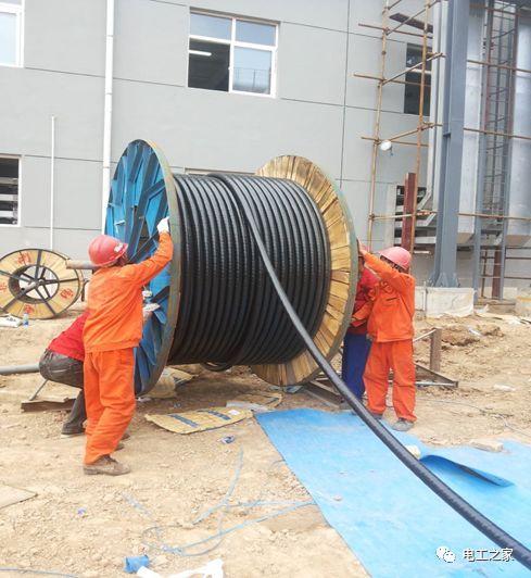 一條完成開關(guān)柜安裝，電纜橋架施工，電纜敷設(shè)及布線施工，照明配電箱施工