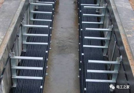 一條完成開關(guān)柜安裝，電纜橋架施工，電纜敷設(shè)及布線施工，照明配電箱施工