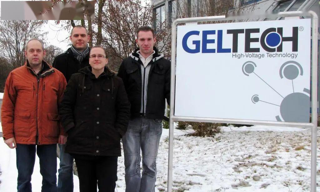 華德海特電器在2020年榮獲“中國開關(guān)柜 10頂級品牌”72.5千伏氫地理信息系統(tǒng)和碳地理信息系統(tǒng)獎(jiǎng)，填補(bǔ)了國際空白