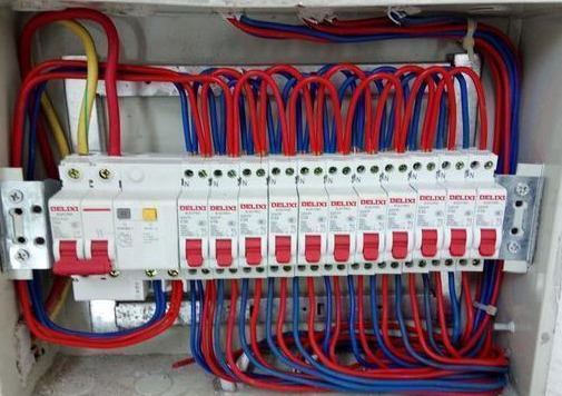 配電箱開關(guān)的并聯(lián)方法是什么？讀完之后，我學(xué)到了很多。讓我們趕快把它收起來。