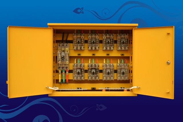 如何配置施工臨時(shí)用電配電箱(機(jī)柜)？圖片和文本的詳細(xì)分析！施工人員必需的