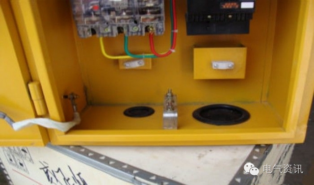 三級(jí)配電、二級(jí)漏電保護(hù)等。配電箱和施工要求(視頻附后)